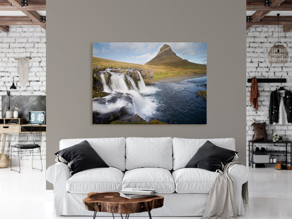 Kirkjufell Falls