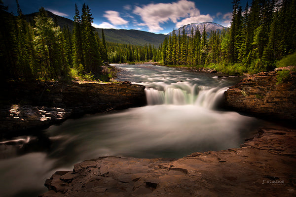 Flowing and Converging