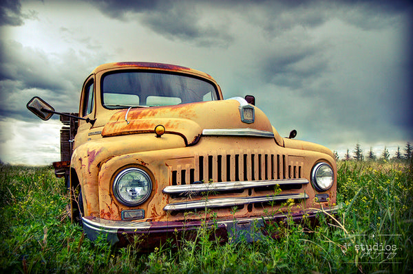 Limited Edition Gallery Wrapped Canvas of International Truck